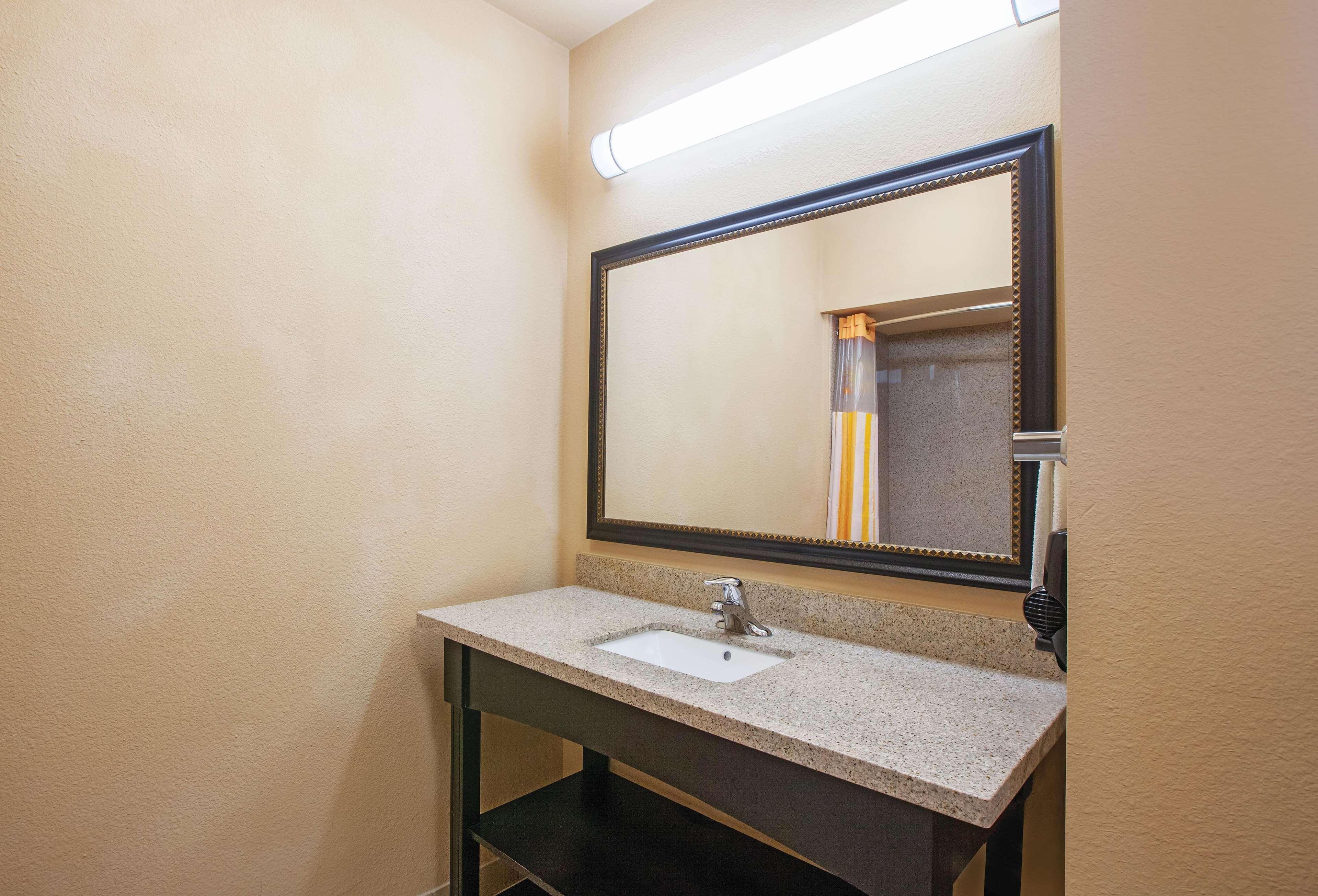 La Quinta By Wyndham Jacksonville, Texas Ngoại thất bức ảnh